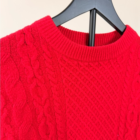 Cozy Red Cable Knit Style Sweater - Size S - Picture 2 of 8